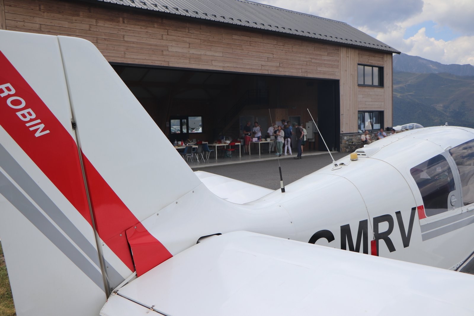 FLY-IN 2020